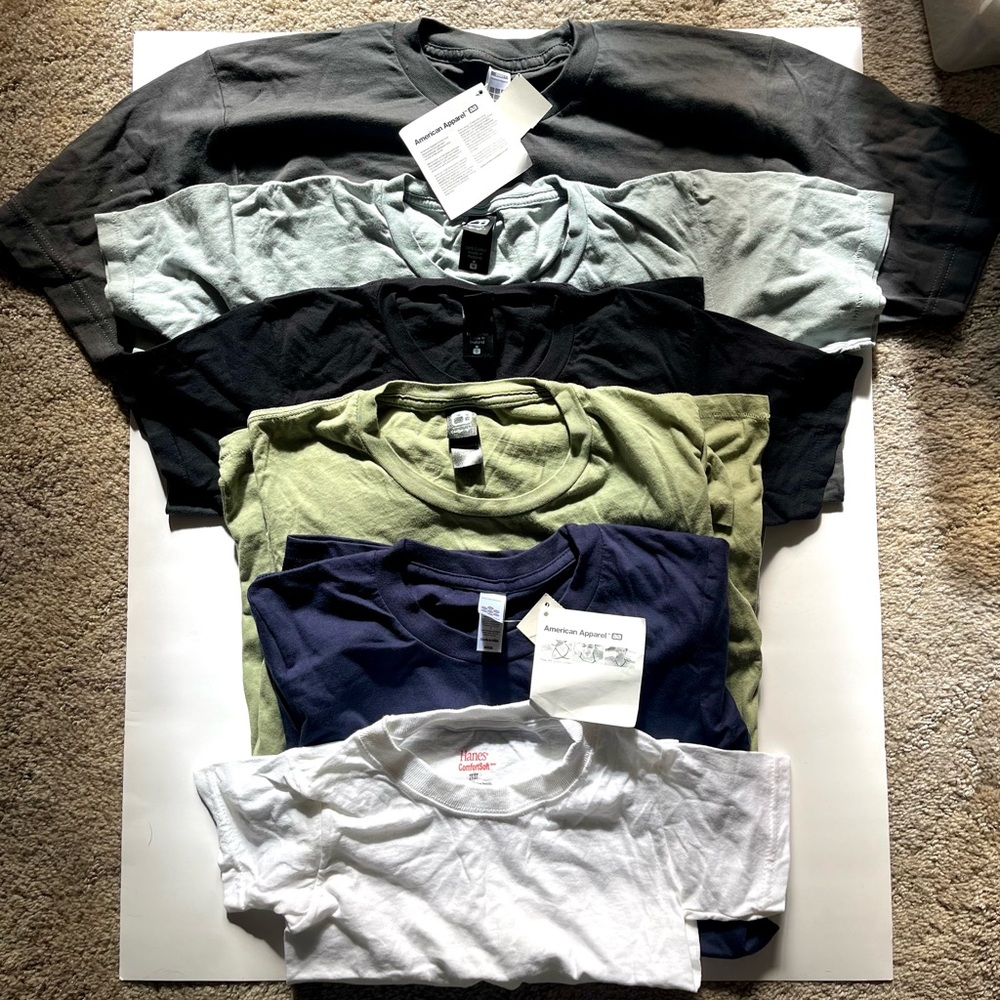 Lot of 6 new t-shirts by American Apparel, *Alternative Apparel & Hanes.
*fitted